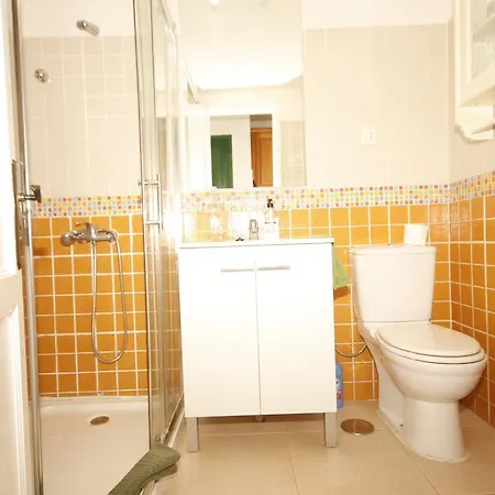 Dunia IV Apartment *